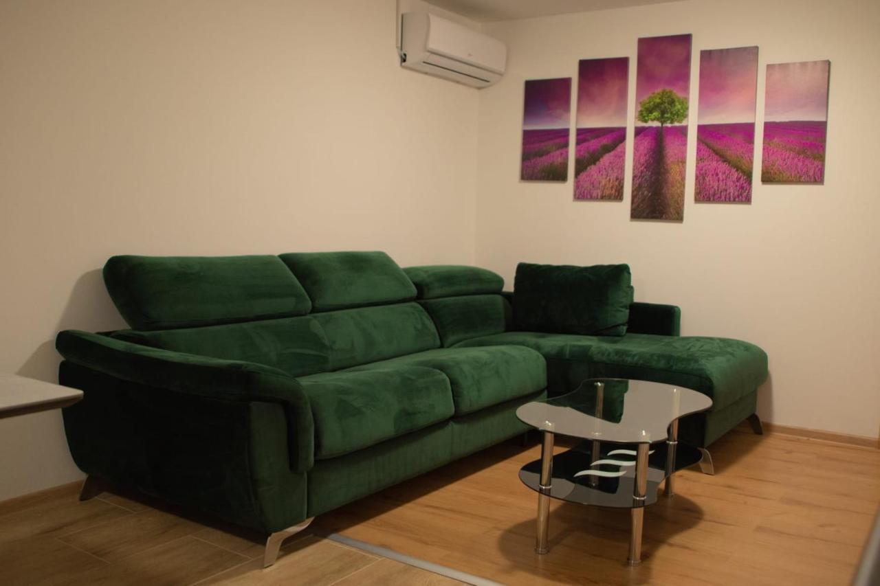 Cosy Charming Apartment Near The Palace สปลิท ภายนอก รูปภาพ